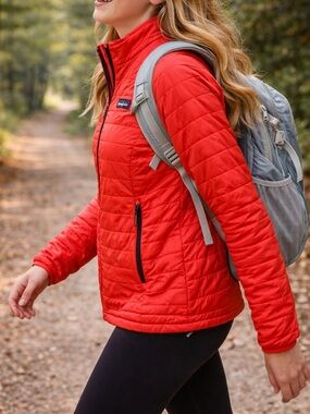 Patagonia Women’s Quilted Insulated Jacket – Size Small